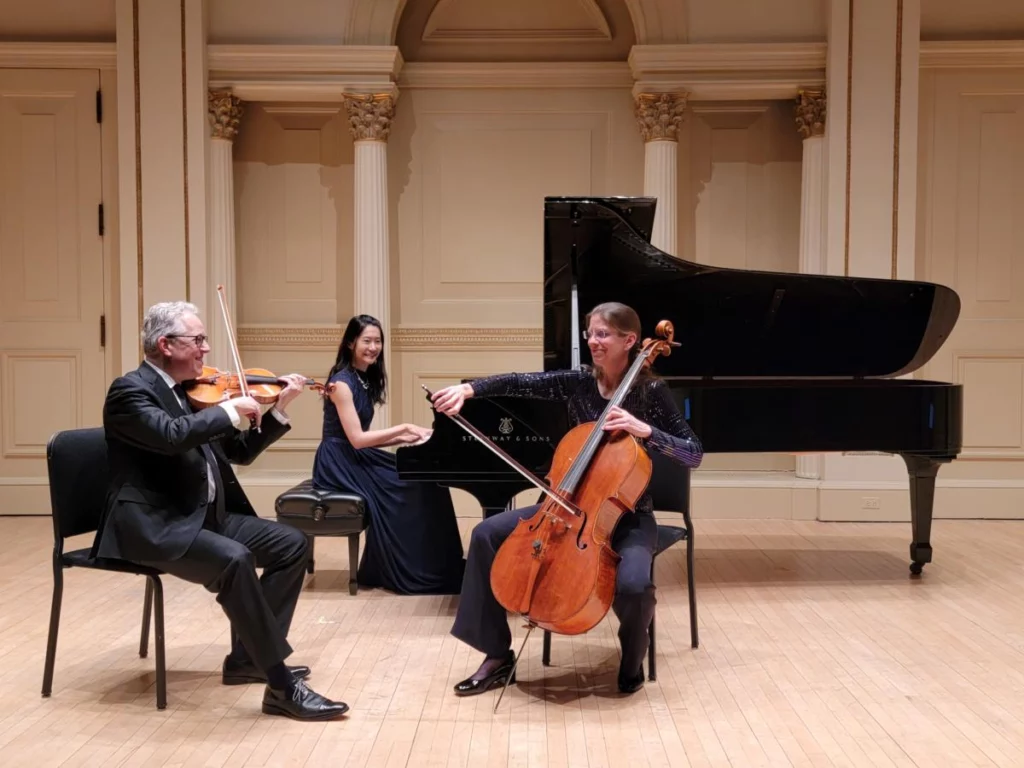 Helios Trio