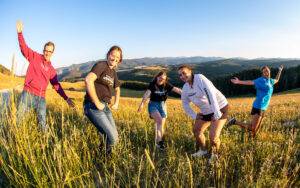 Sheridan College Students on Red Grade hike photo