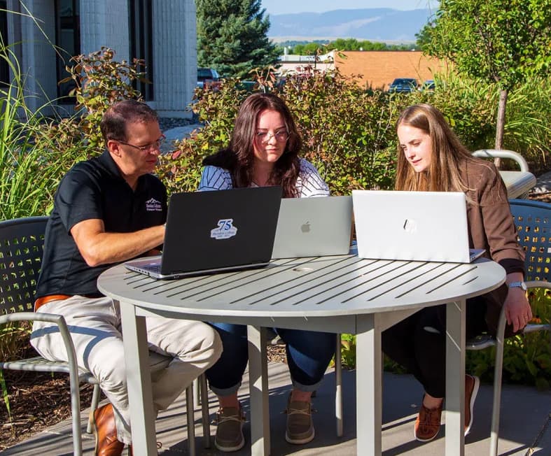 Sheridan College instructors and students enjoying the outdoors.