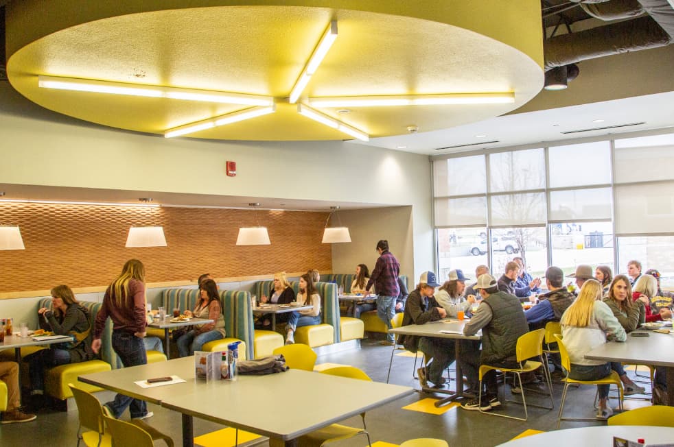 The dining hall at Sheridan College Thorne-Rider Campus Center.