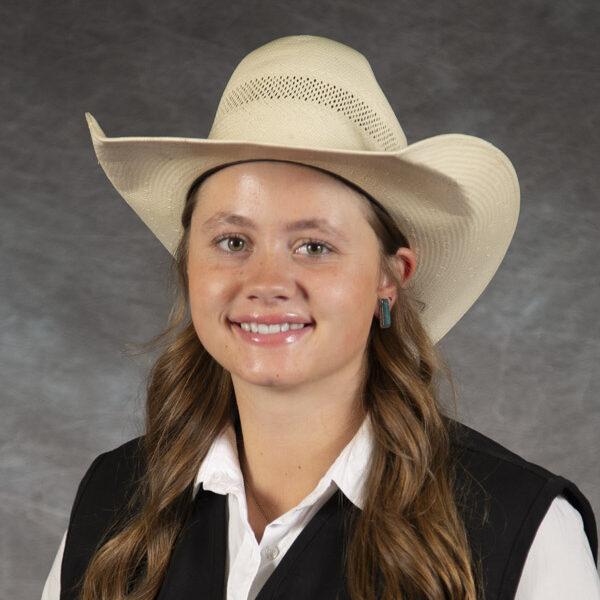 Amber Roman headshot photo