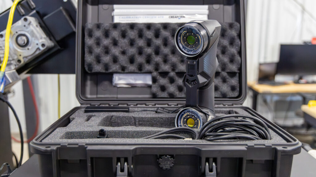 HandySCAN BLACK+|Elite (Creaform ACADEMIA) Professional metrology-grade handheld 3D scanner used for reverse engineering, dimensional inspection, digital manufacturing, and advanced engineering applications. 

Metrology-Grade 3D Scanner | Reverse Engineering | Quality Inspection | VXmodel & VXinspect Software | Creaform ACADEMIA Edition| Workstation 