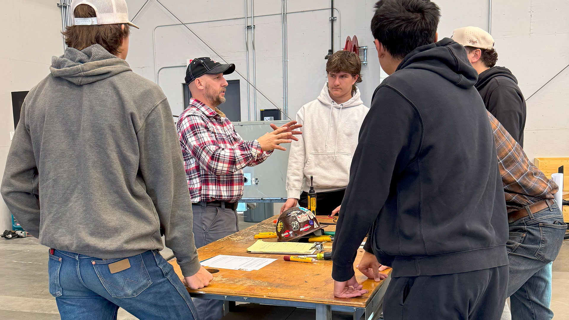 Sheridan College Industry partner in apprenticeship program photo.