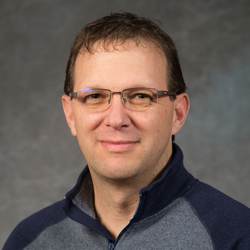 Sheridan College Associate Professor of Computer Science Mark Thoney photo