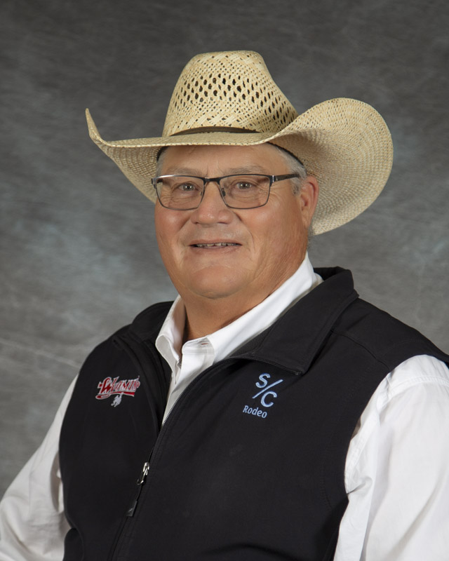 Head Coach Bobby Harris
