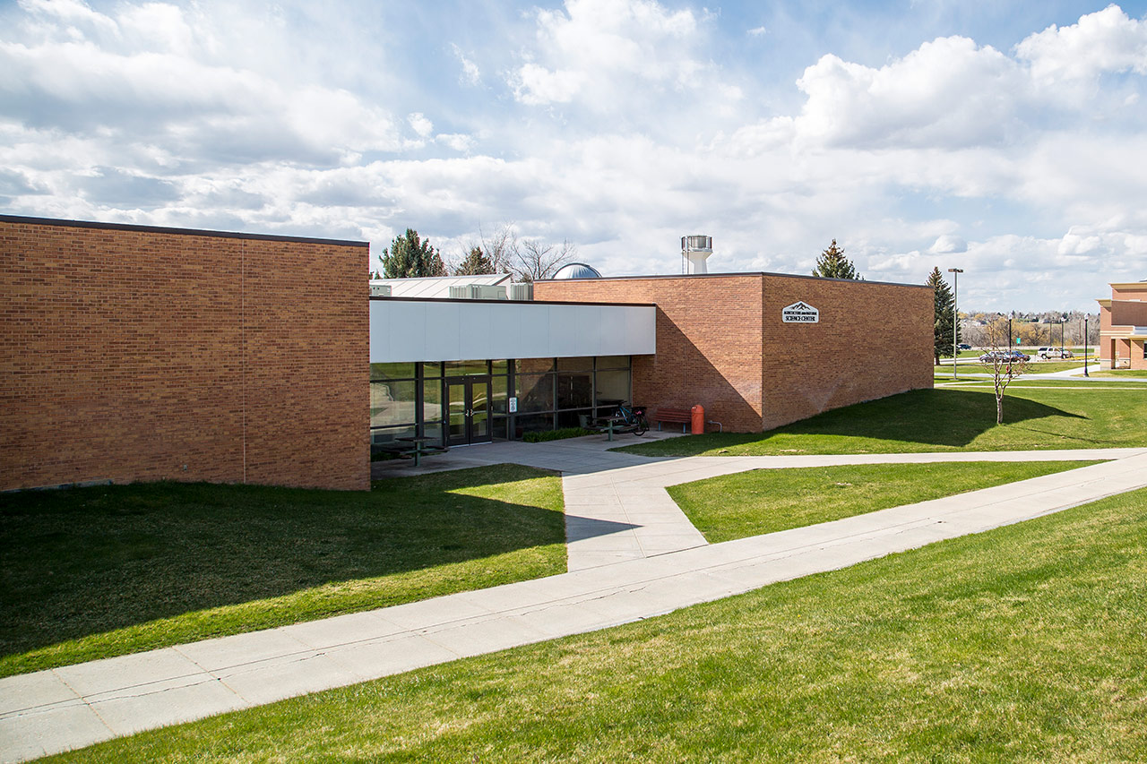 Sheridan College Science Center photo.