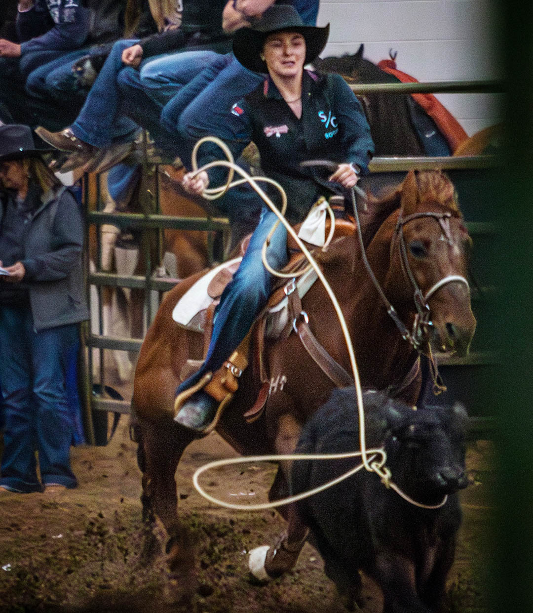 Image of Sierra Hilgenkamp breakaway roping in Casper