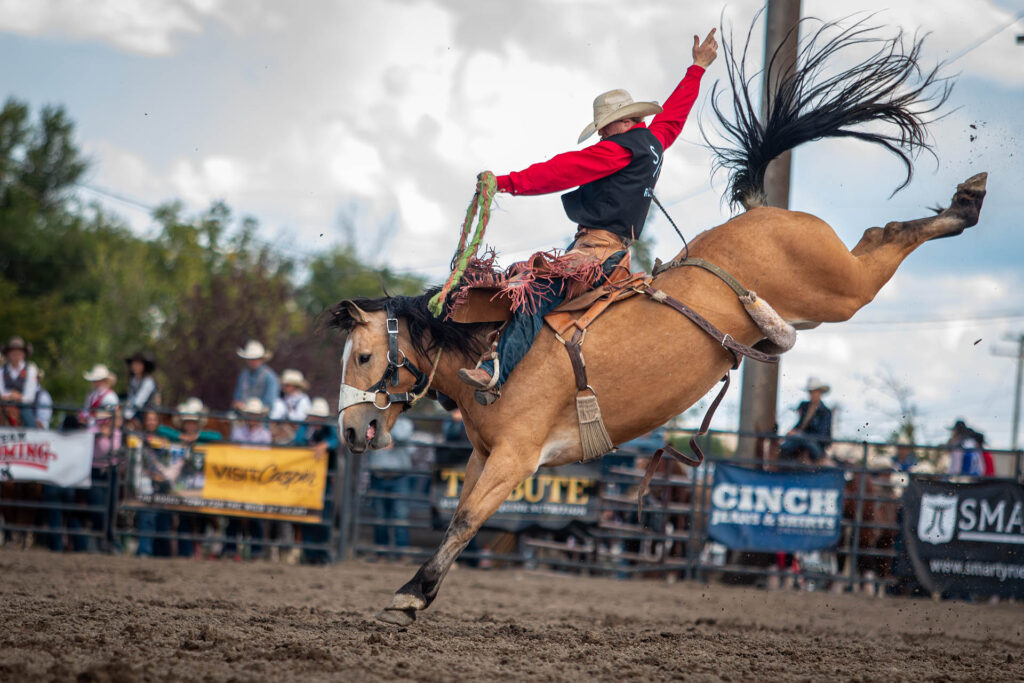 Christopher Nelson bronc riding