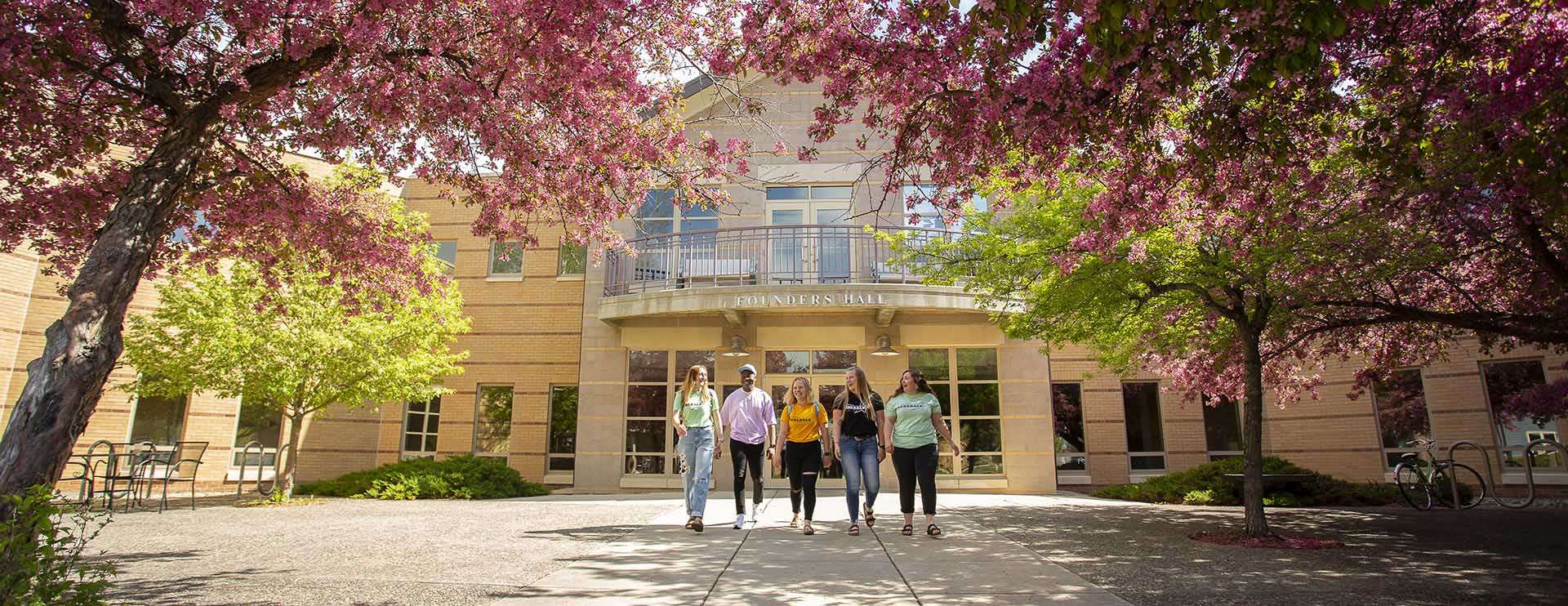 Students on campus at Sheridan College
